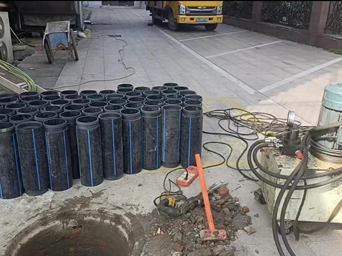 庆云PE置换管厂家 DN315置换管 非开挖管短管置换